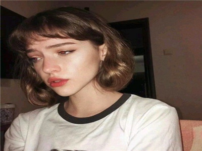 双手被高高吊起双脚离地手不麻吗,吊手不麻？揭秘极限运动中的身体奥秘-4